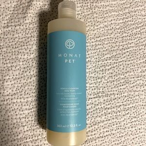 Monat pet